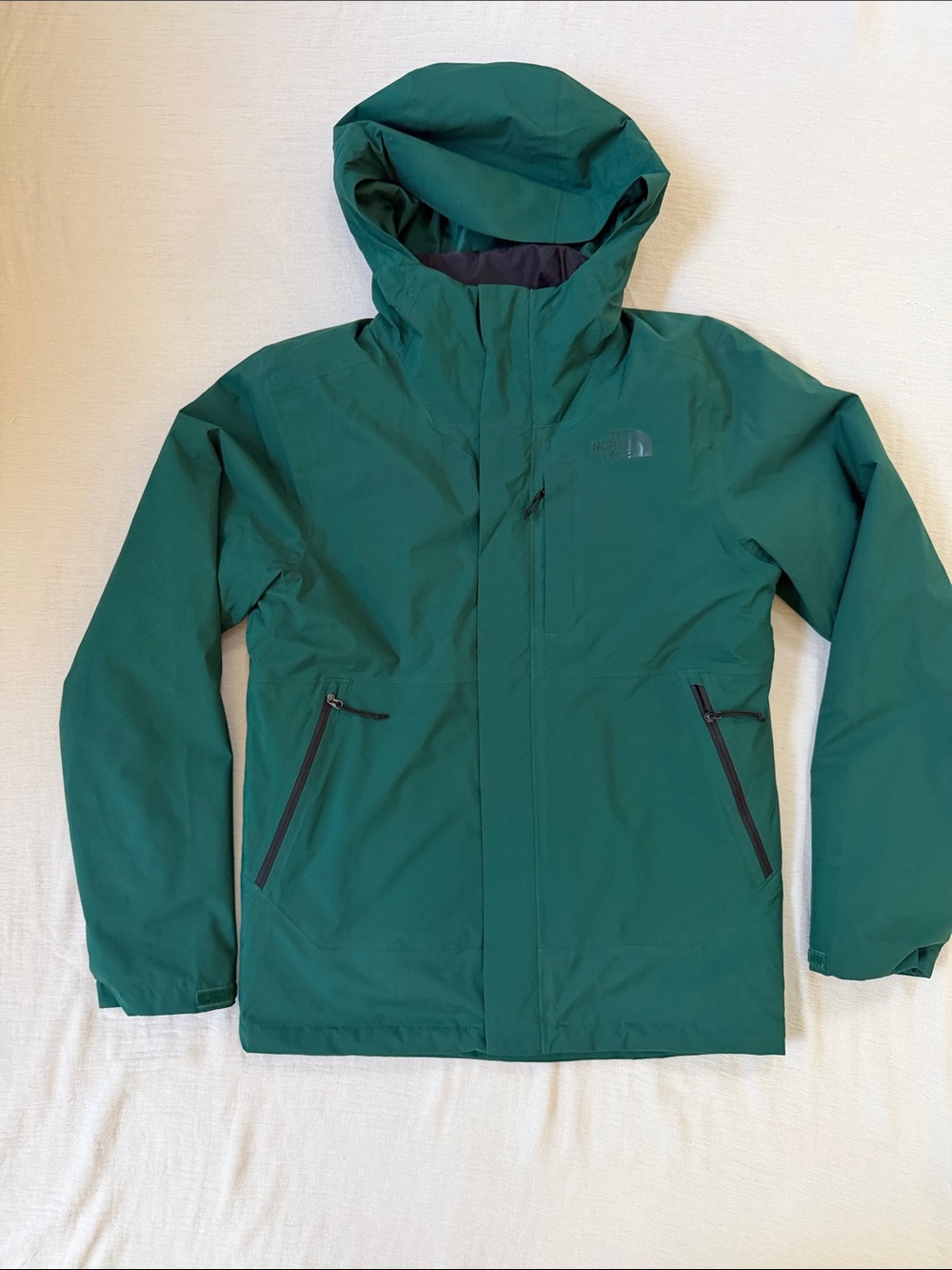 The North Face Men’s Green 3-in-1 Triclimate Hooded Jacket Small